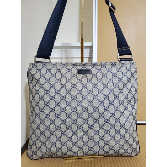 GUCCI GG Plus Monogram Medium Flat Messenger Bag Navy - Picture 5 of 13